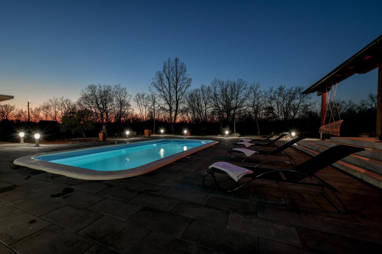 Zen Promona Villa Puljane Buitenkant foto